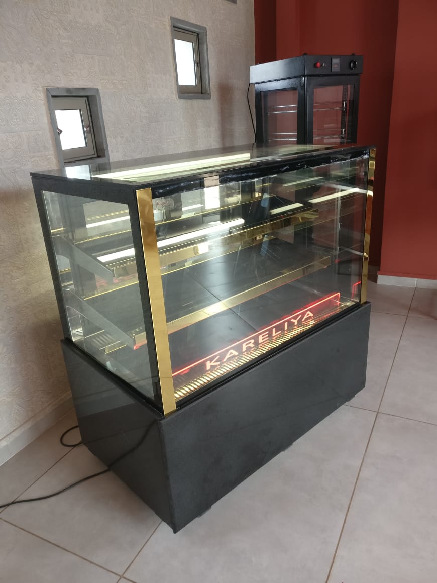 2013 — First Display Counter